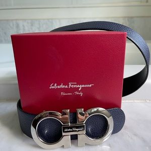 Brand New like condition Salvatore Ferragamo Gancini Reverseable Adjustable Belt
